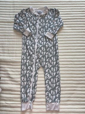 Grey Ghost-Print Zip Front Kids Footie - Unbranded